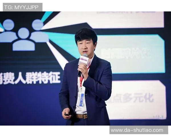 杨芳专访：从街头到舞台的蜕变与坚持之路