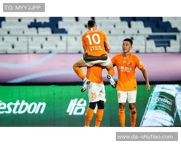 武汉排球队以57分稳居冠军赛积分榜首位展现强劲实力